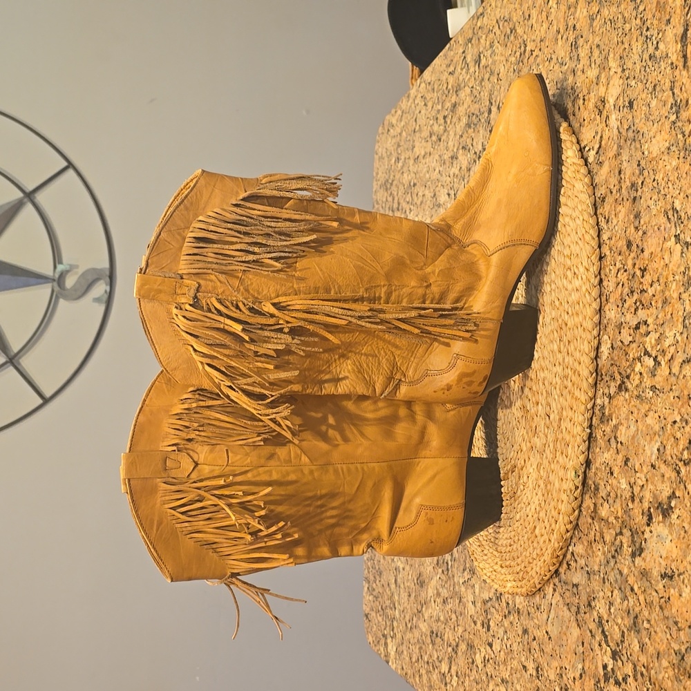 Dingo Gold/ Tan Fringe Heeled Boots - Picture 4 of 11